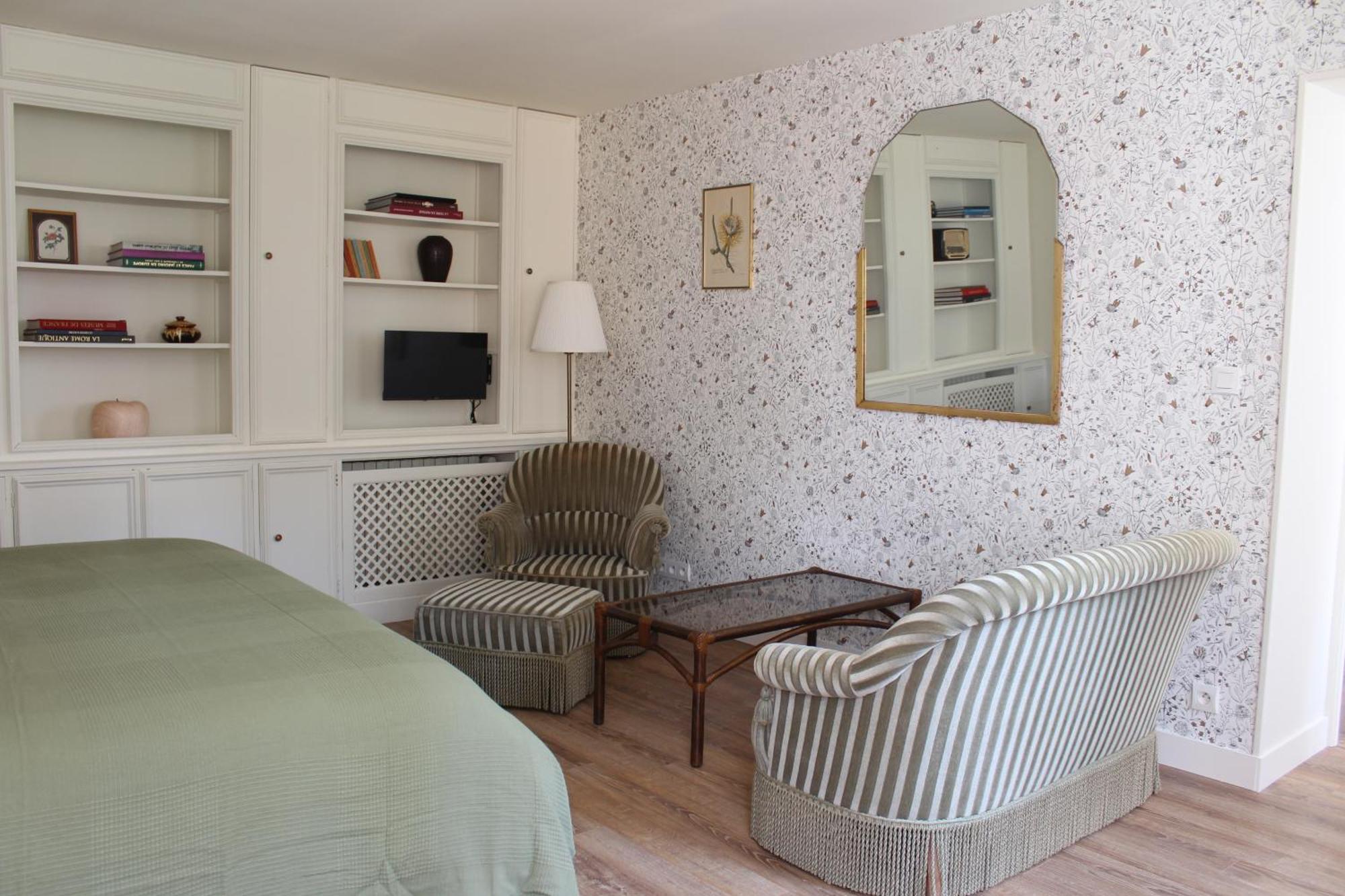 Bed and Breakfast Logement De Charme & Acces Boutique Brocante Houlbec-Cocherel Zewnętrze zdjęcie